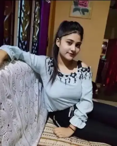 Call Girls Service in Ara